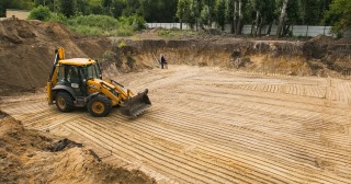 Разработка котлована Тобольск, цена от 314 руб./м3.